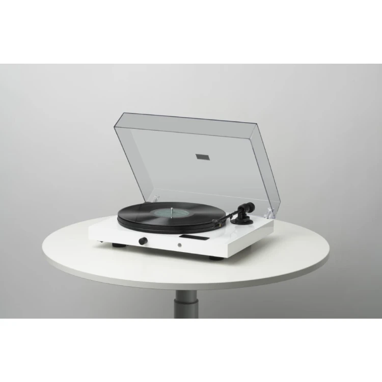 PRO-JECT-JUKE-BOX-E-WH-4.jpg