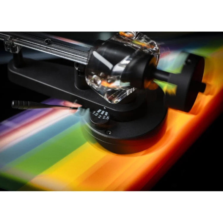 PRO-JECT-The-Dark-Side-Of-The-Moon-4.jpg