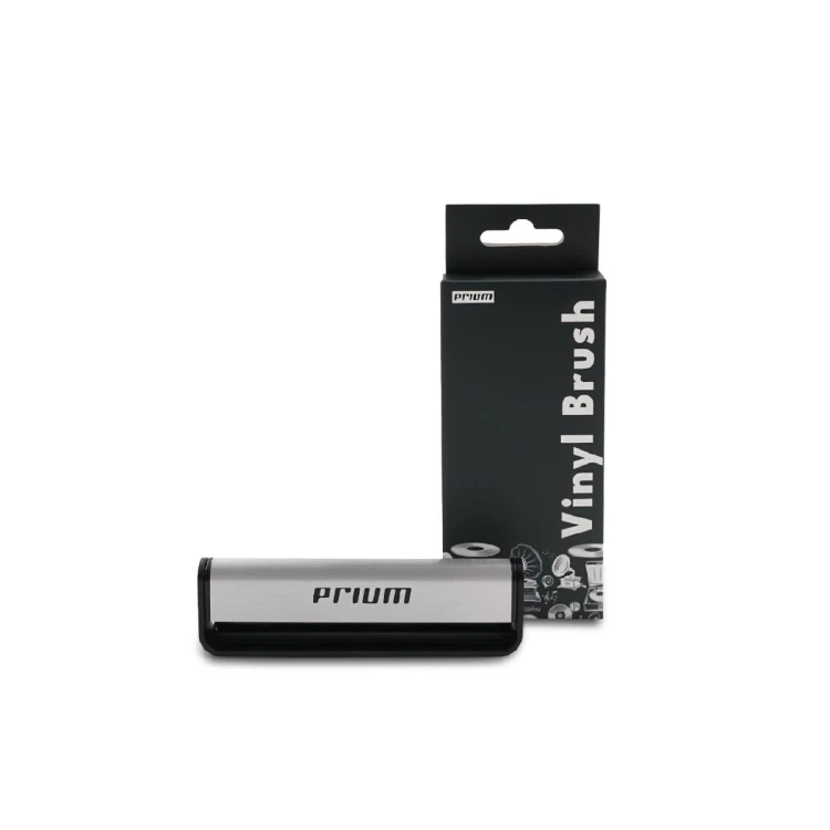 PRIUM-VINYL-BRUSH-1.jpg
