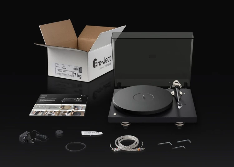 PRO-JECT DEBUT PRO -1.jpg
