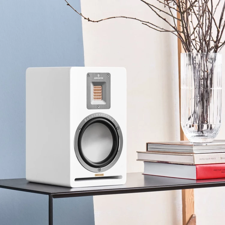 AUDIOVEKCTOR-QR1-SE-04.jpg