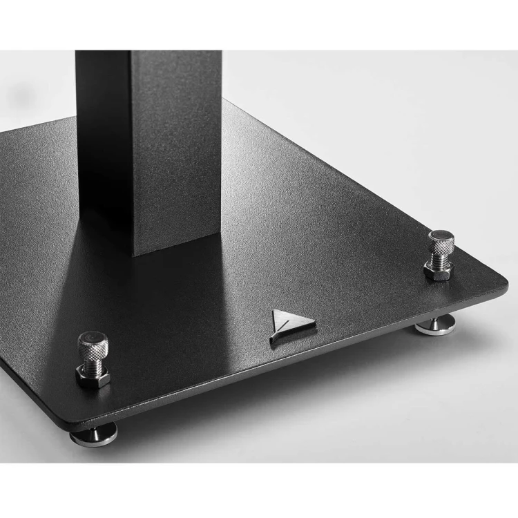 TRIANGLE-S01-04.jpg